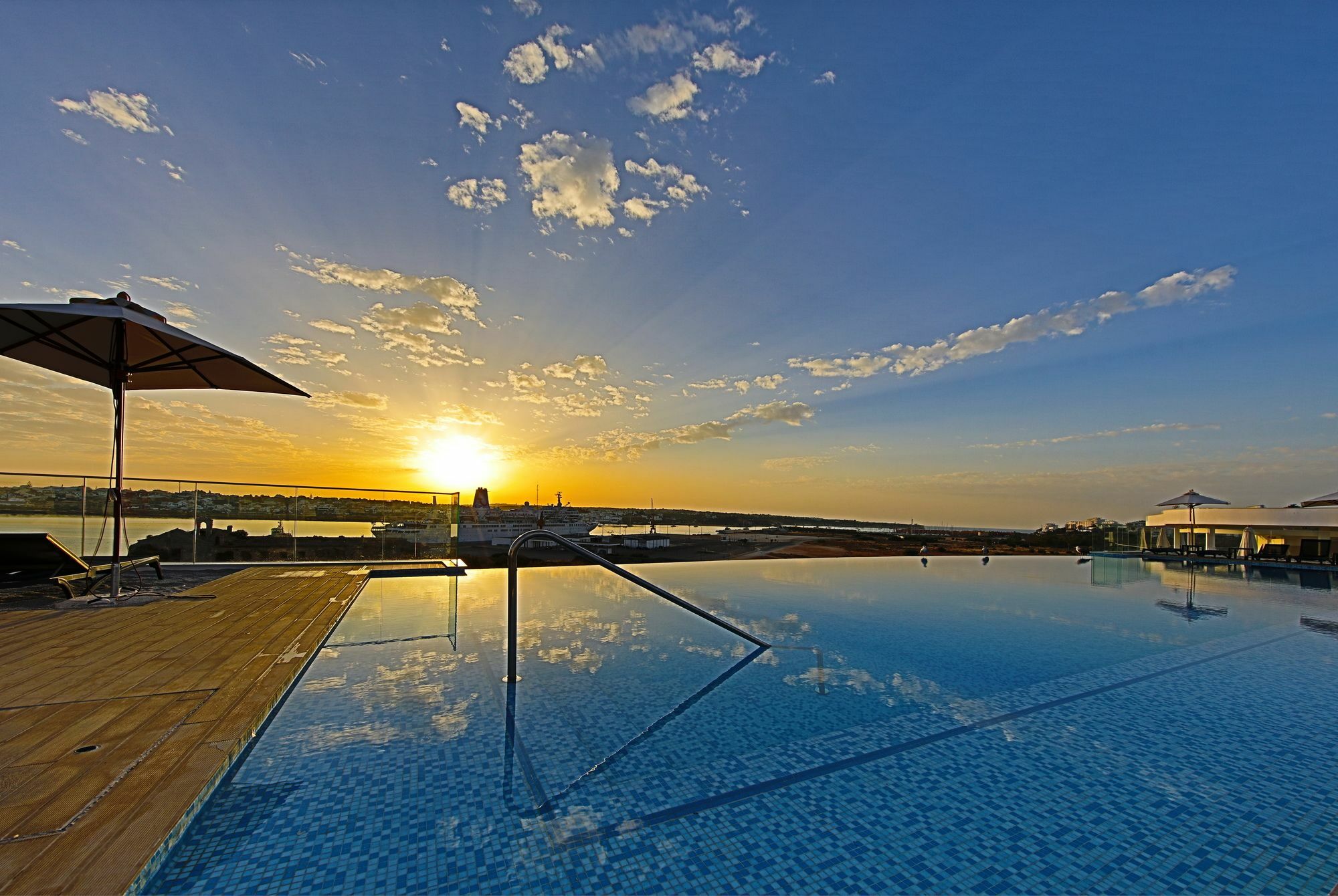 Jupiter Marina Hotel - Couples & Spa (Adults Only) Portimão Dış mekan fotoğraf
